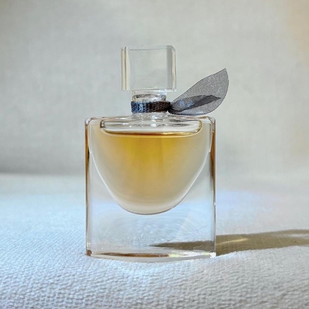 Lancome La Vie Est Belle Eau de Parfum EDP Mini Splash Dabber .135oz, 4ml